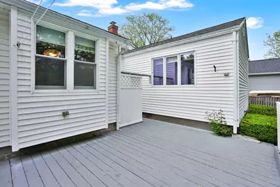 300 Circle Dr, West Springfield, MA 01089 - Photo 38