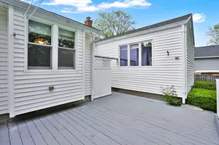 300 Circle Dr, West Springfield, MA 01089 - Photo 38
