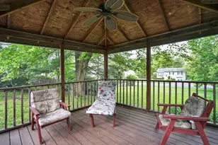 300 Circle Dr, West Springfield, MA 01089 - Photo 36