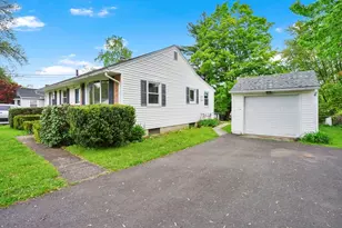 300 Circle Dr, West Springfield, MA 01089 - Photo 2