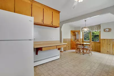 300 Circle Dr, West Springfield, MA 01089 - Photo 10