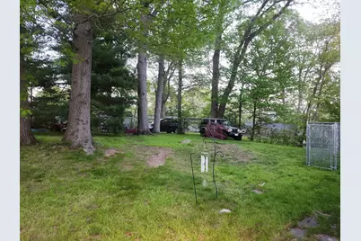 23 Irene Cir, Brockton, MA 02302 - Photo 4