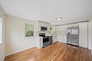 499 South St, Holbrook, MA 02343 - Photo 6