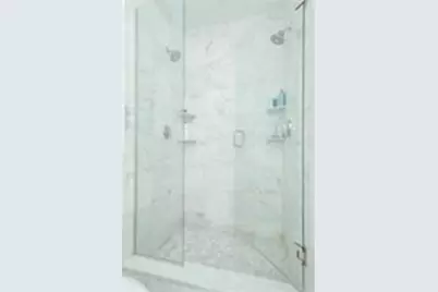 117 W 3rd St #3, Boston, MA 02127 - Photo 6
