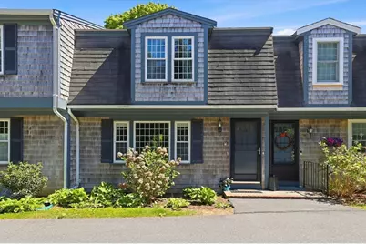 374 Davisville Rd #4, Falmouth, MA 02536 - Photo 2