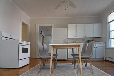 159 Brown St #5, Waltham, MA 02453 - Photo 2