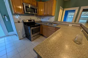 178 County St, Fall River, MA 02723 - Photo 4
