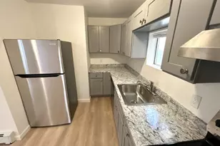 47 Everett St, Everett, MA 02149 - Photo 2