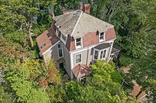 32 Hawthorn St, Cambridge, MA 02138 - Photo 1