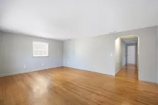 44 White St, Chicopee, MA 01013 - Photo 10
