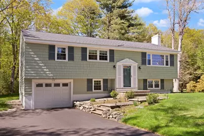 114 South St, Stoughton, MA 02072 - Photo 2
