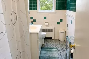 132 Brandeis Rd, Newton, MA 02459 - Photo 4