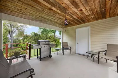 11 Pershing Ave, South Hadley, MA 01075 - Photo 8