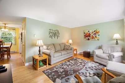 11 Pershing Ave, South Hadley, MA 01075 - Photo 14
