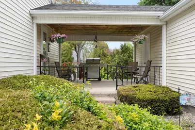 11 Pershing Ave, South Hadley, MA 01075 - Photo 6