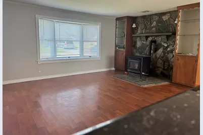52 Sheraton Ave, Somerset, MA 02725 - Photo 10