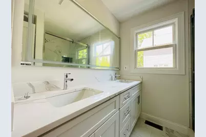 123 Oxford Road #123, Newton, MA 02459 - Photo 8