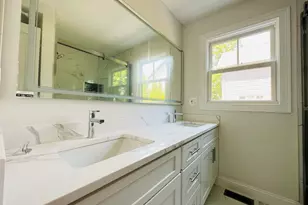 123 Oxford Rd, Newton, MA 02459 - Photo 8