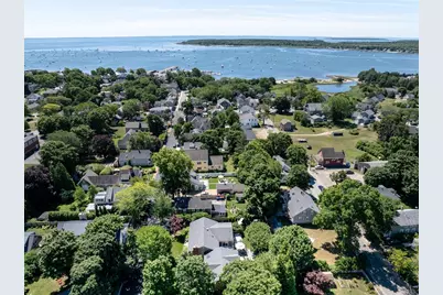 33 Pearl St, Mattapoisett, MA 02739 - Photo 18