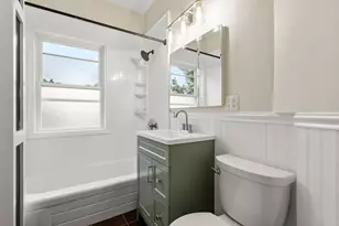 14 Linden St, Brookline, MA 02445 - Photo 6