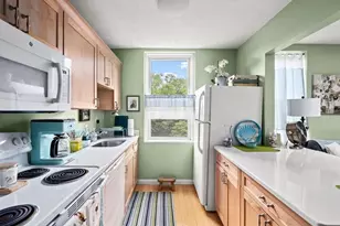 1409 Commonwealth Ave, Boston, MA 02135 - Photo 2