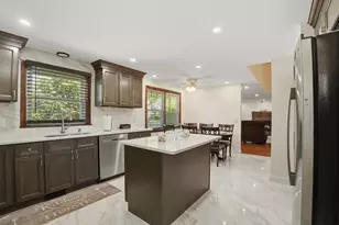 65 Albert St, Brockton, MA 02302 - Photo 4