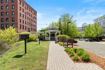 10 Crowninshield St #106, Peabody, MA 01960 - Photo 32