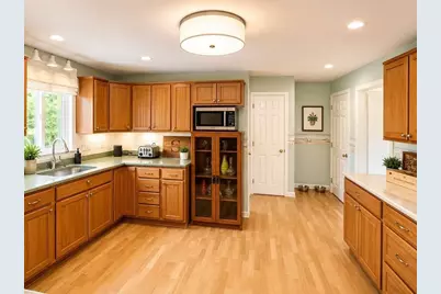 38 Crescent Rd #38, Needham, MA 02494 - Photo 4