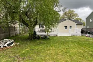 289 Burnham Rd, Lowell, MA 01852 - Photo 2