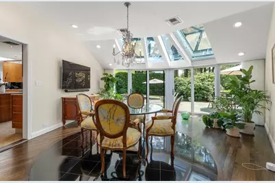 9 Singletree Rd, Brookline, MA 02467 - Photo 4