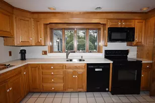 99 Louise Rd, Braintree, MA 02184 - Photo 8