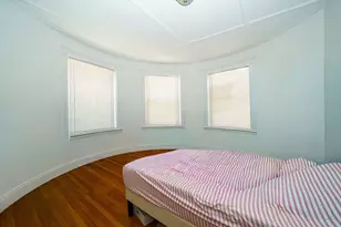50 Englewood Ave, Boston, MA 02135 - Photo 12