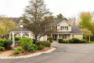 68 Elm St, Kingston, MA 02364 - Photo 2