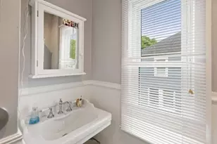 34 Kernwood Ave, Beverly, MA 01915 - Photo 20