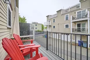 99 Bolton St, Boston, MA 02127 - Photo 12