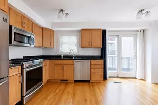 99 Bolton St, Boston, MA 02127 - Photo 16