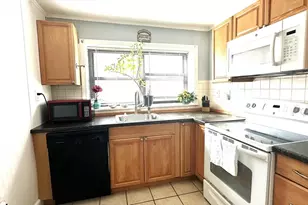 105 Nahant St, Lynn, MA 01902 - Photo 4