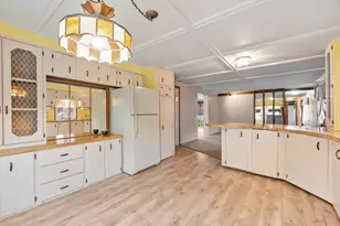 27 Lisa Cir, Merrimac, MA 01860 - Photo 8