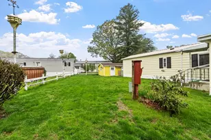 27 Lisa Cir, Merrimac, MA 01860 - Photo 4