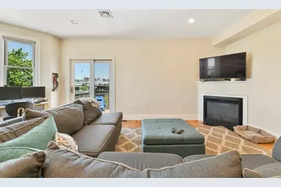 344 W Broadway #3, Boston, MA 02127 - Photo 6