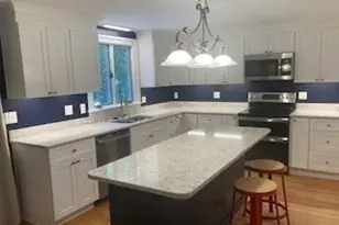 1006 S East St, Amherst, MA 01002 - Photo 6