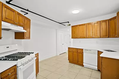 2 Walnut #2, Boston, MA 02122 - Photo 4