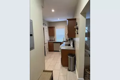 408 Neponset Ave #2L, Boston, MA 02122 - Photo 1
