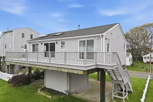 192 Swifts Beach Rd, Wareham, MA 02571 - Photo 10