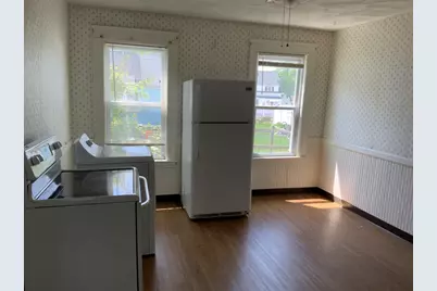 135 Cohasset St, Worcester, MA 01604 - Photo 8