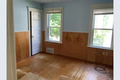 135 Cohasset St, Worcester, MA 01604 - Photo 10