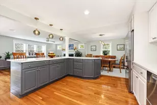 10 Autumn Cir, Hingham, MA 02043 - Photo 8