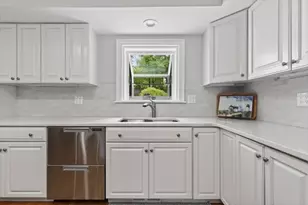 10 Autumn Cir, Hingham, MA 02043 - Photo 10