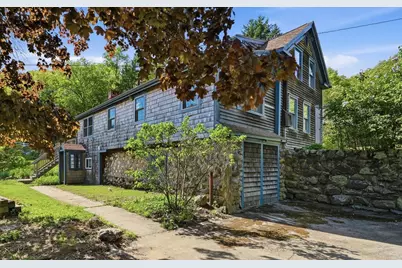 101 Bennett St, Wrentham, MA 02093 - Photo 2