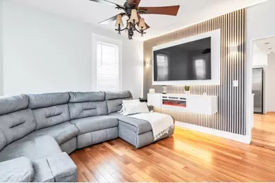 42 D St, Lowell, MA 01851 - Photo 10